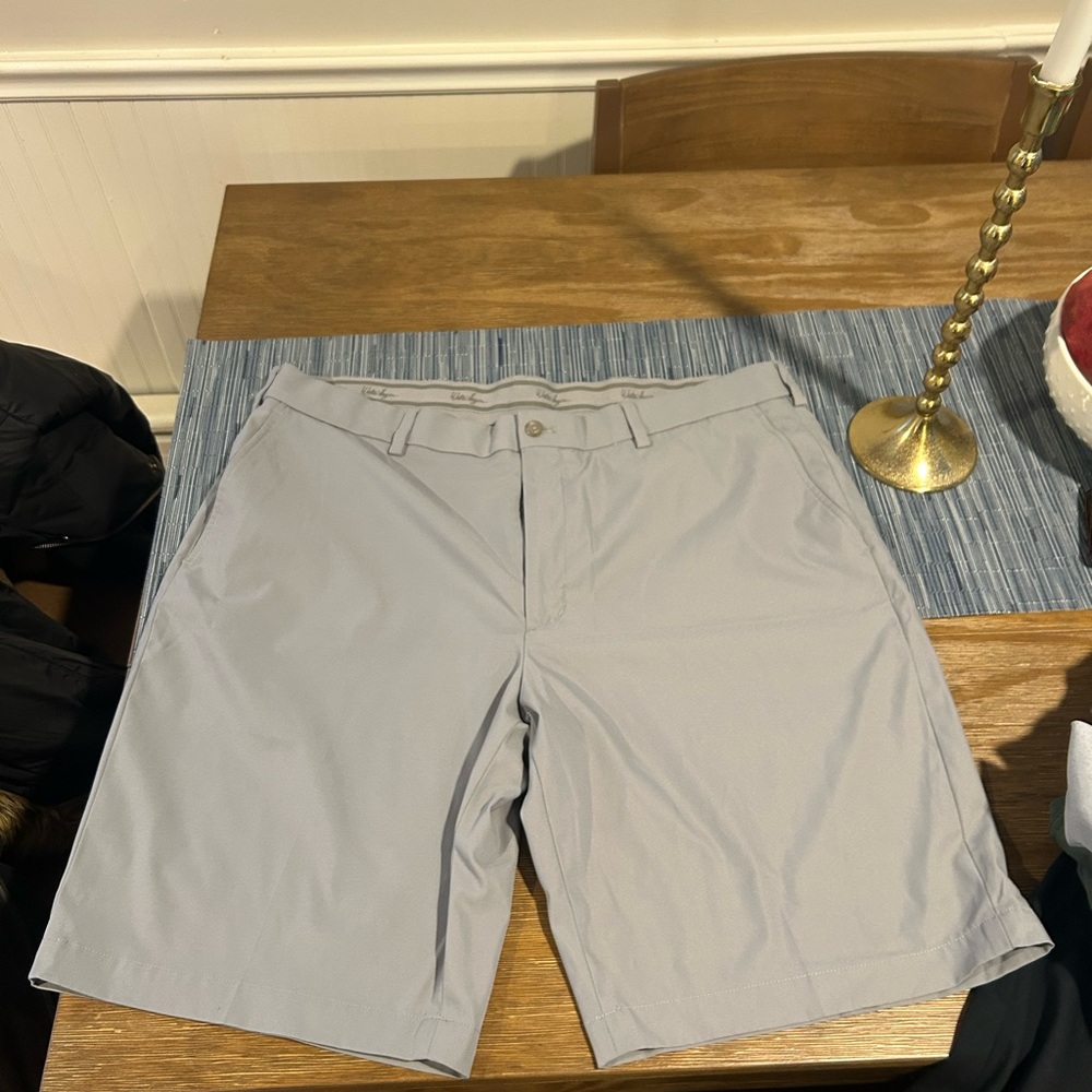 Walter Hagen Men's Light Gray Shorts